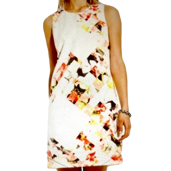 Vince Camuto Broken Snap Shot Floral Dress - Picture 1 of 7